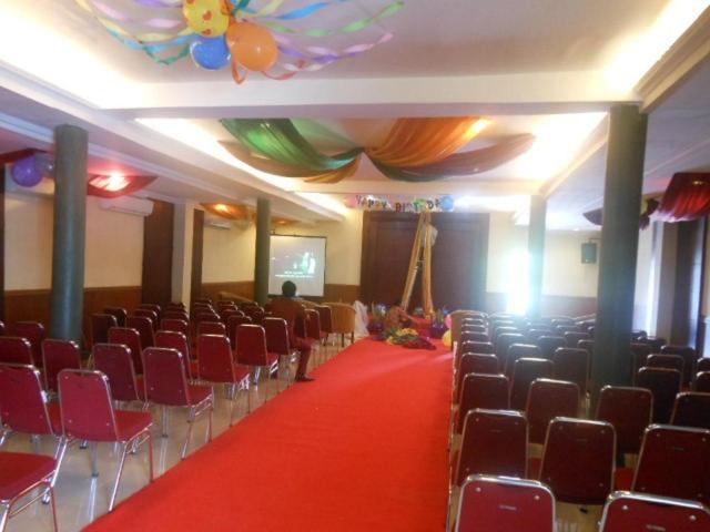Feodora Airport 2*